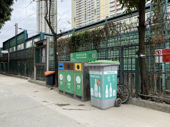 下禾輋村對出空地近燈柱: VA 7233