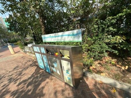 湖山河畔公園 (近龍門居)