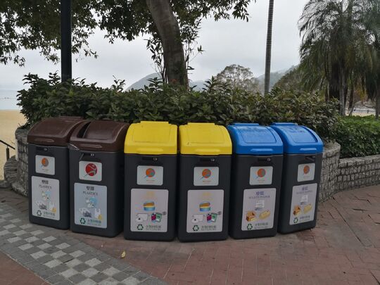 淺水灣泳灘 (近東邊商場)