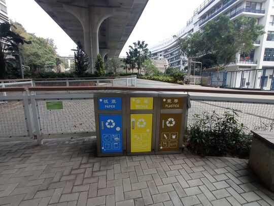 蝴蝶谷道寵物公園 (近入口)