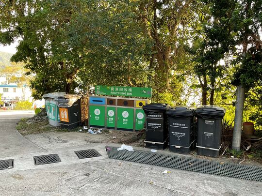 大嶼山䃟石灣村空地
