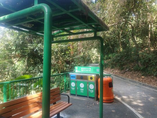 長洲思高路近飽思高青年中心前小徑