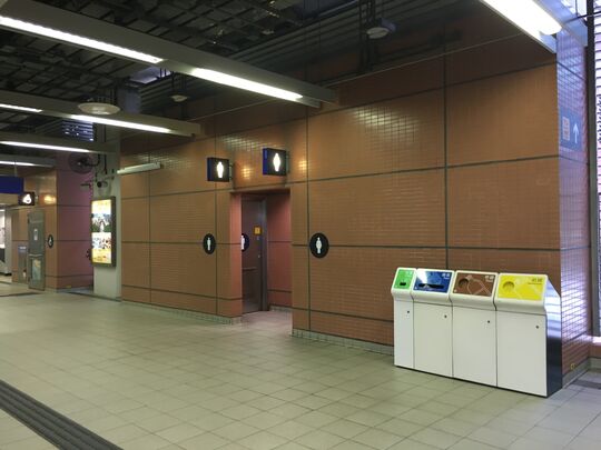 港鐵公司 - 石門站