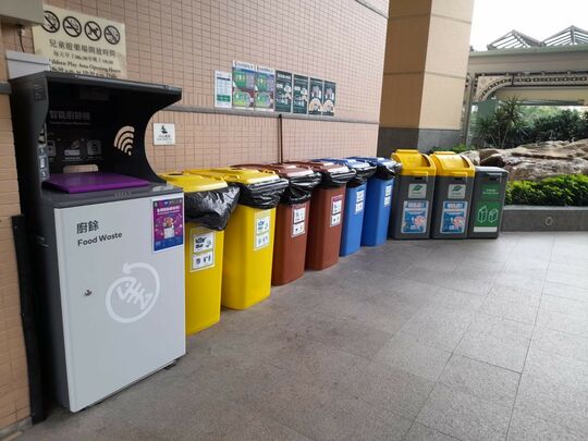 映灣園 15座平台(左)