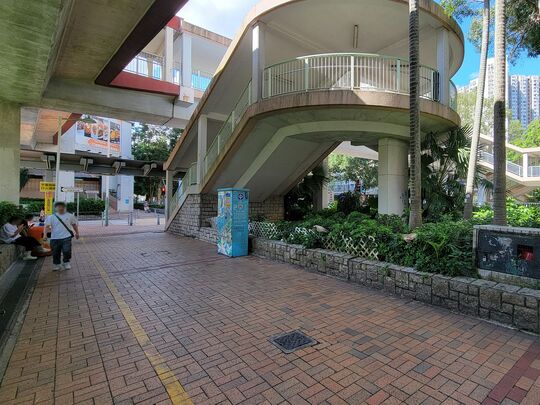 粉嶺雷鳴路（近華明邨巴士總站）