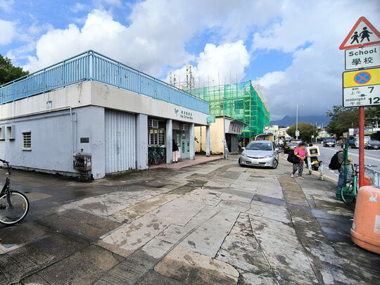 錦田公路（近錦田郵政局）