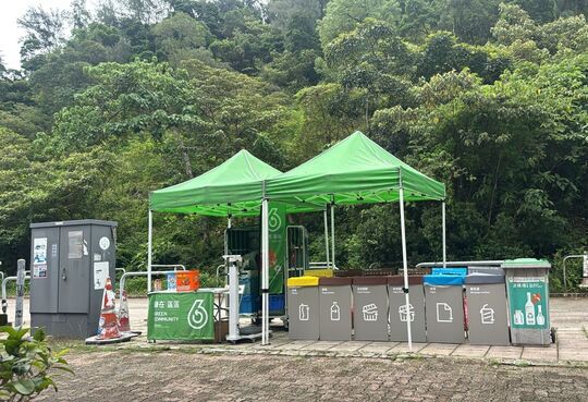 田下灣村正門牌坊附近