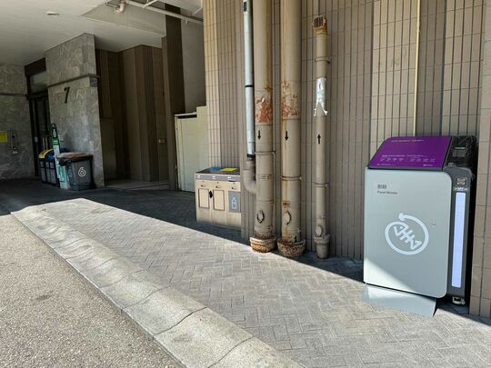 峻滢第6&7座之间